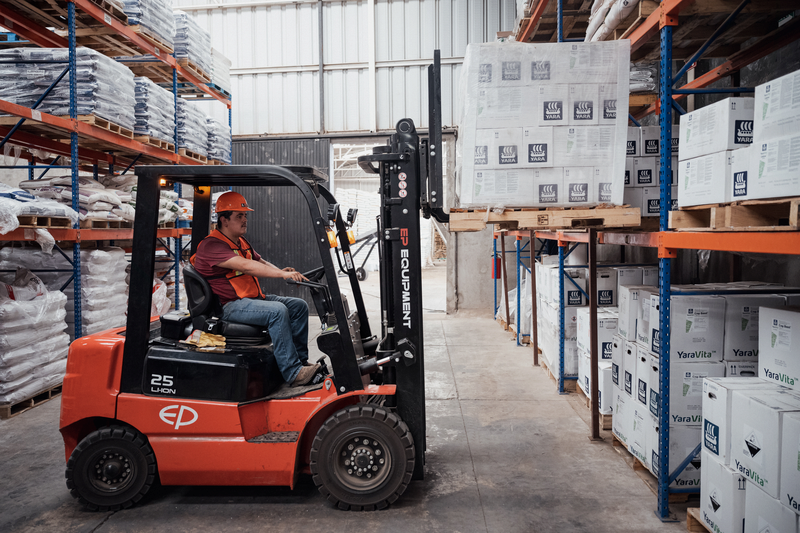 Где купить удобрения Yara